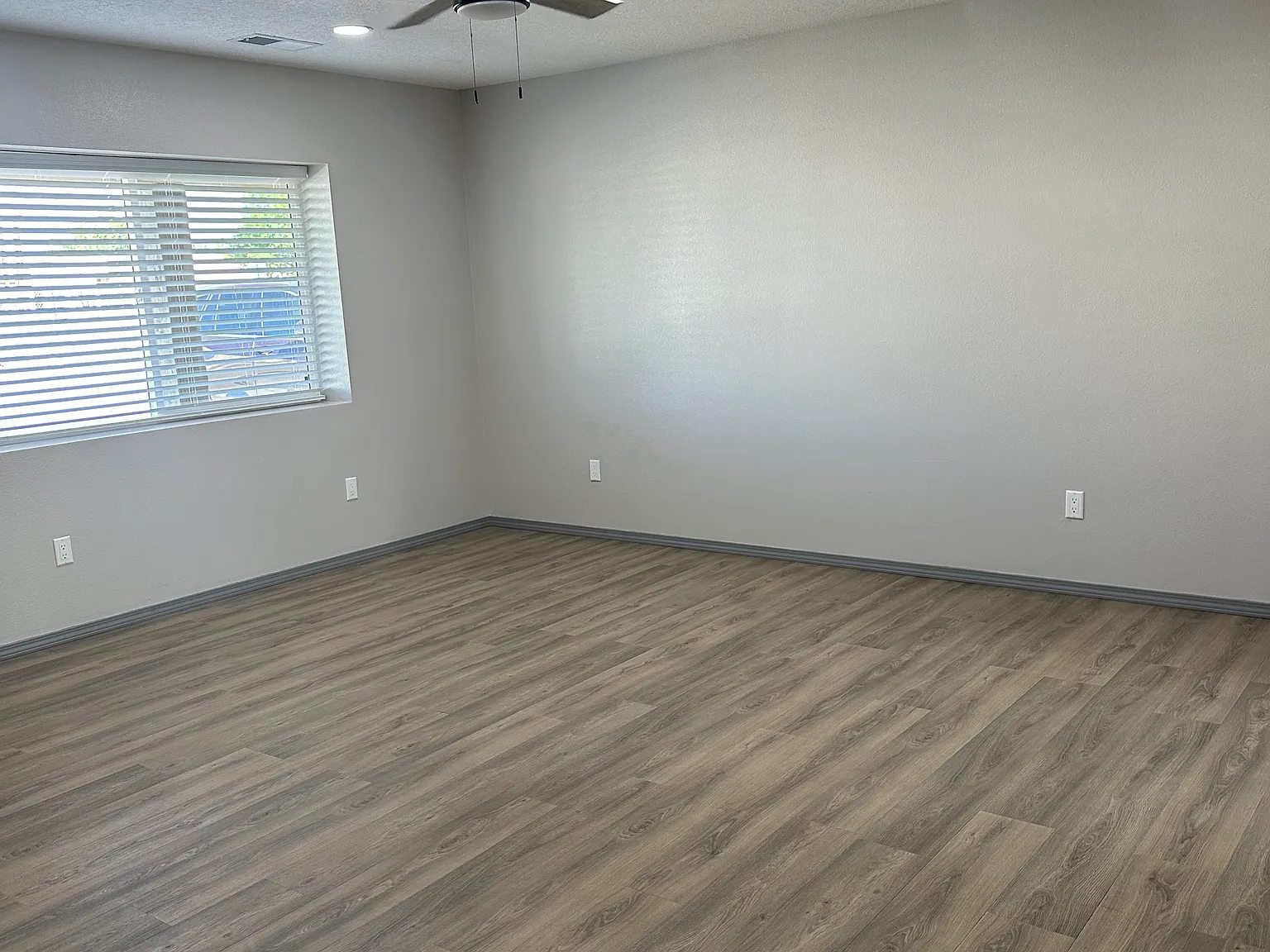 2 bed, 766 sqft, $1,450 — Photo 3