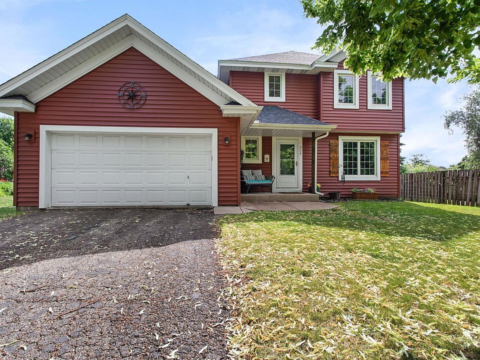 1st image of 864 Winterberry Ct