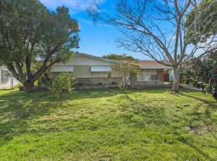 208 E Arbor Ave, Port Saint Lucie, FL 34952