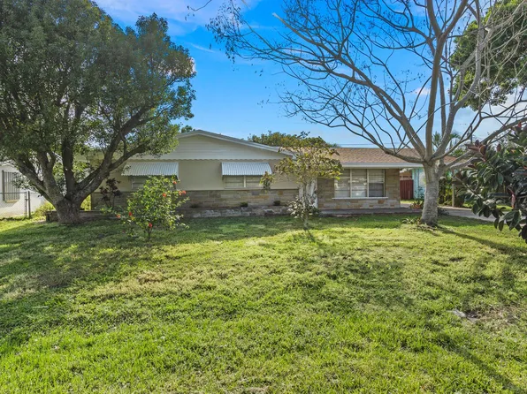 208 E Arbor Avenue, Port St Lucie, FL 34952