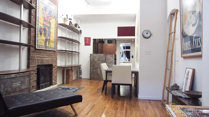 Rented by City Connections Realty | media 6