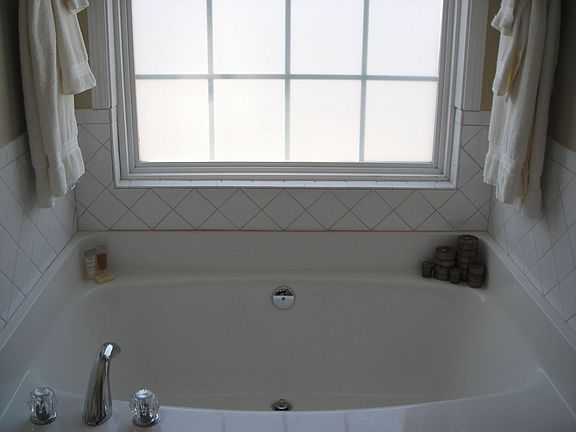 master bath garden tub