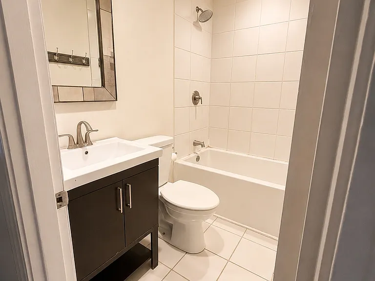 147 Brookfield Ave — Photo 6