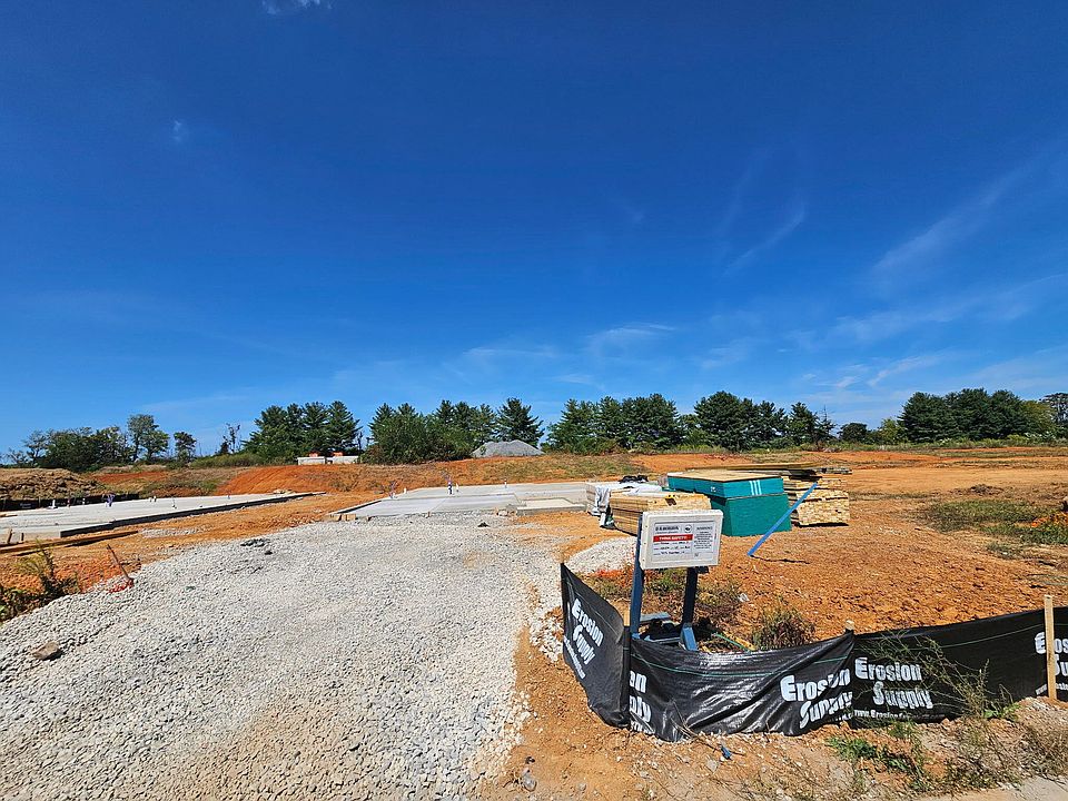 2nd image of 5078 Runnerstone Rd