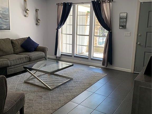 5th image of 5021 NW 20th St