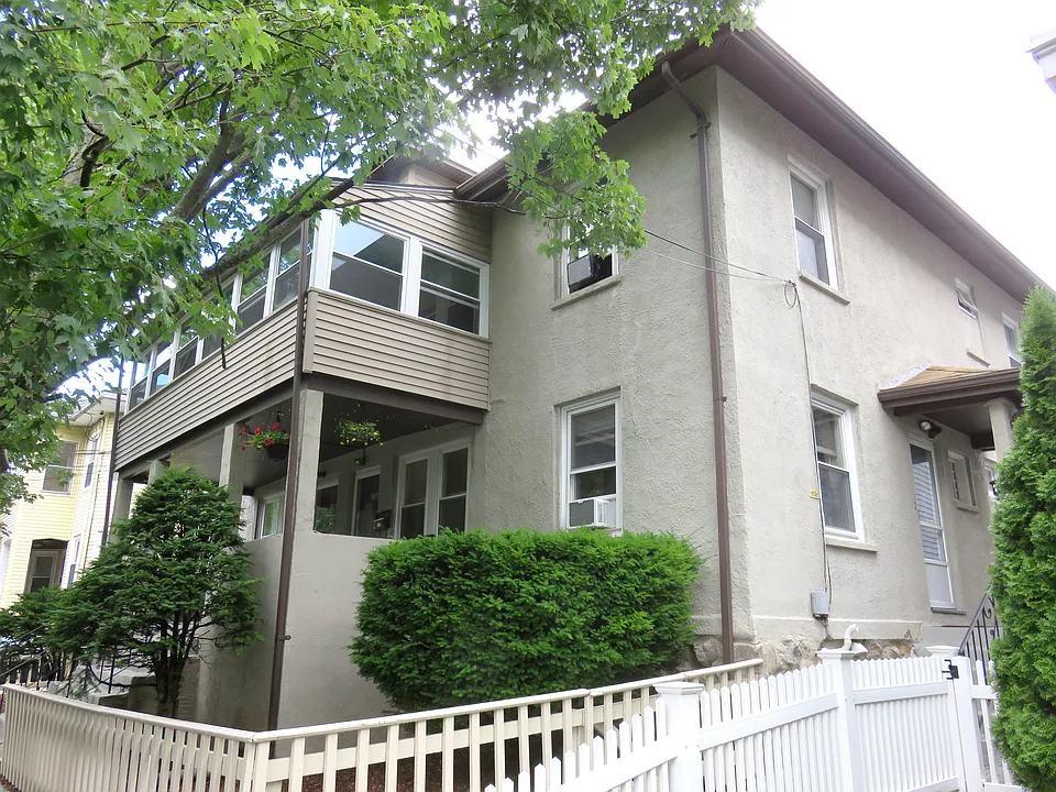 43 Rich St #D