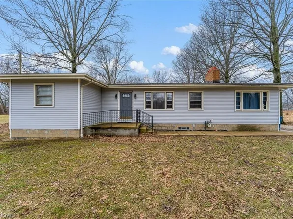 944 McDonald Ave, Mc Donald, OH 44437