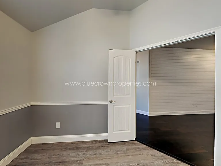 1103 Bexar Ave — Photo 13