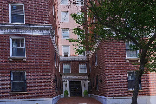 Rented by Brown Harris Stevens | media 14