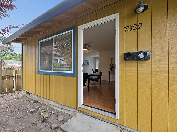 4th image of 7322 N Albina Ave