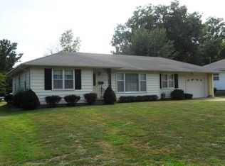 406 E Clinton St, Clinton, MO 64735