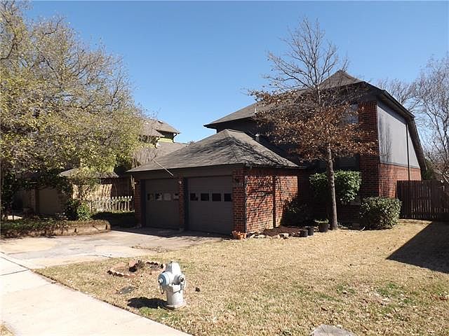 1st image of 927 Ramblewood Dr