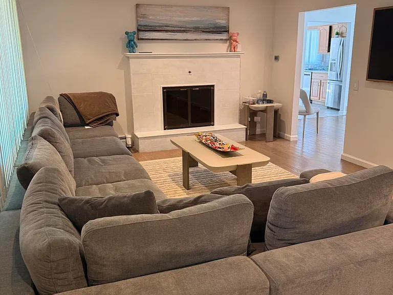 704 Dow Ave — Photo 1