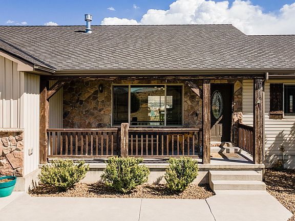 4th image of 8432 N Facer Mountain Dr