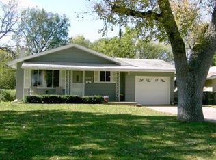 3317 Douglas St, Sioux City, IA 51104