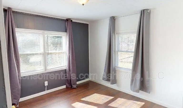 391 Deaverview Rd — Photo 12