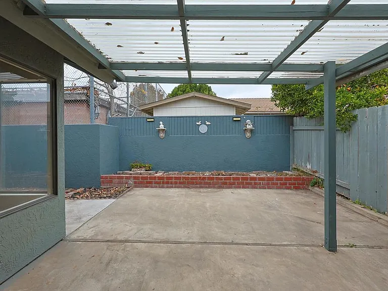 3871 King St — Photo 31