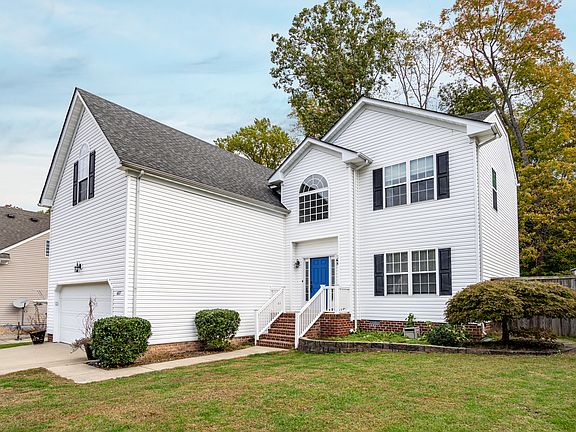2nd image of 407 Rolling Hills Dr