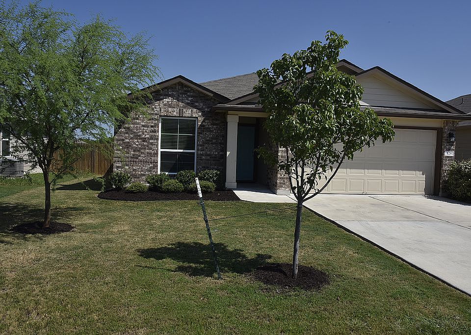 1st image of 428 Moulins Ln