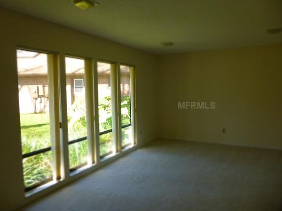5th image of 500 Thistlewood Ct