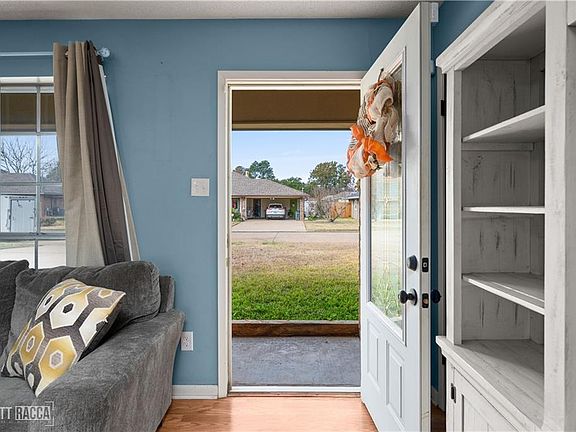 3rd image of 5613 Paige Pl