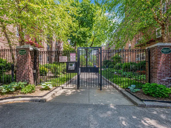 44-55 Kissena Boulevard #3B, Flushing, NY 11355