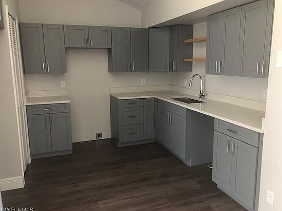 3rd image of 3261 22nd Ave NE