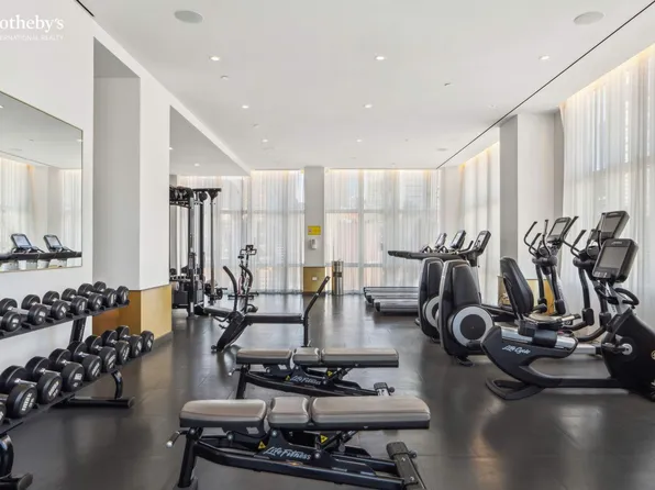 305 East 51st Street image 20 of 22