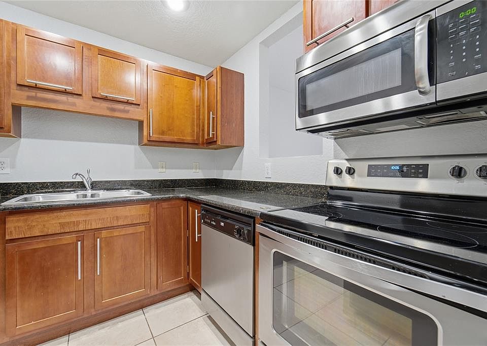 1st image of 1928 Conway Rd APT 19