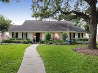 6147 Valley Forge Dr, Houston, TX 77057