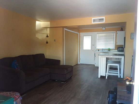 4th image of 415 S Paseo Tierra