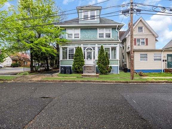 3rd image of 34 Church St