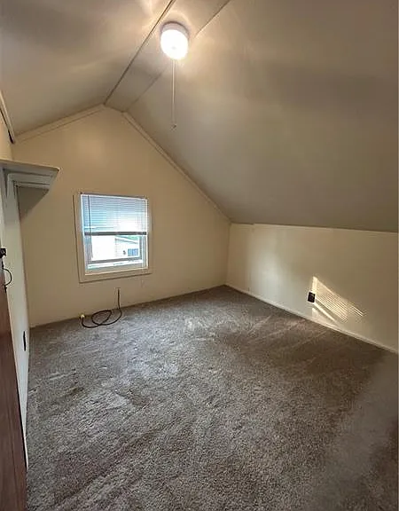 258 Cherry Ave — Photo 6