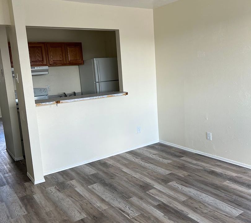 2nd image of 7301 Zuni Rd SE #J