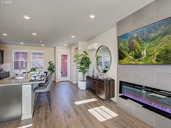 4th image of 3429 SE Salmonfly Ln