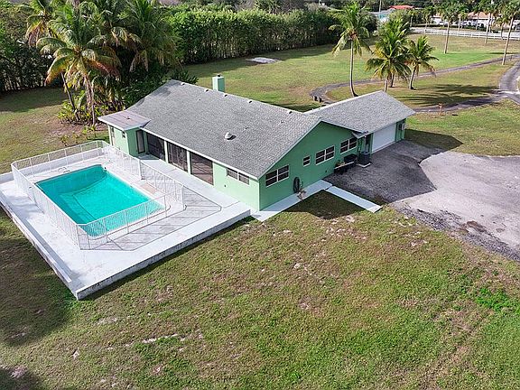 5th image of 4656 Lillian Avenue