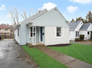 90 Gentian Ave, Providence, RI 02908