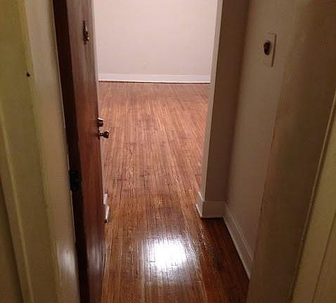 3rd image of 665 W Warren Ave APT 115