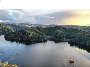 N Tenmile, Lakeside, OR 97449