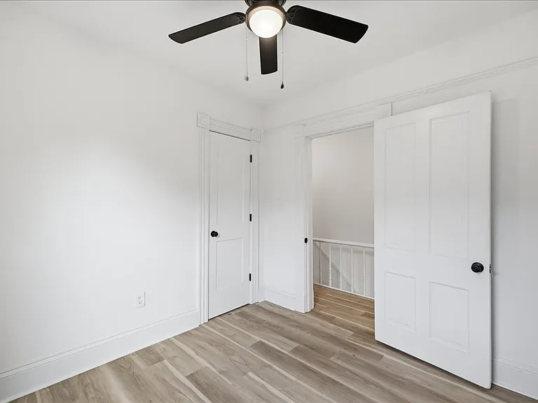 322 Florida Ave — Photo 17