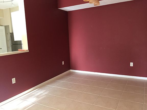 4th image of F202-6968 SW 39th St Condo F202