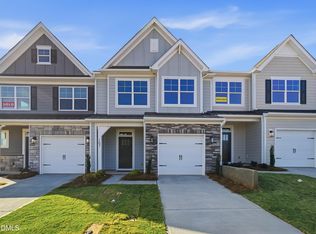 5405 Running Fox Ln, Durham, NC 27703