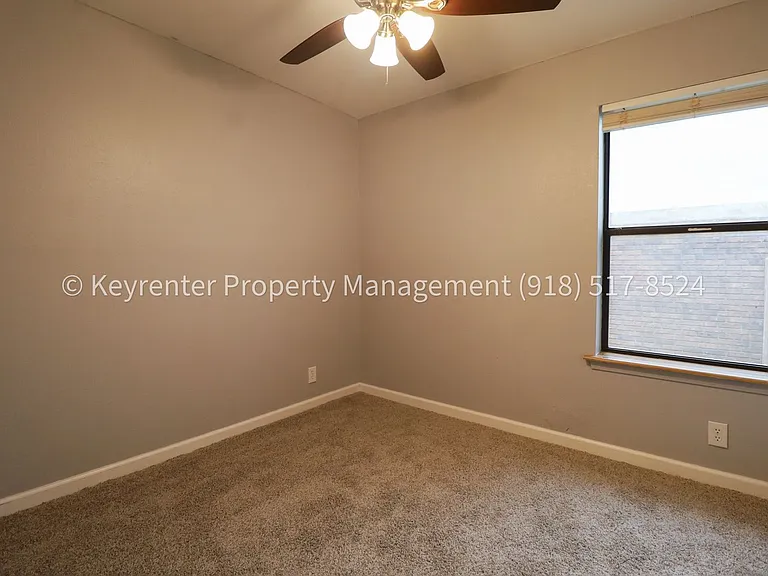 9351 S 89th Ave E — Photo 12