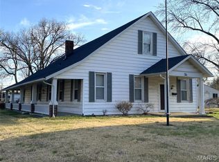 10 E Washington St, Freeburg, IL