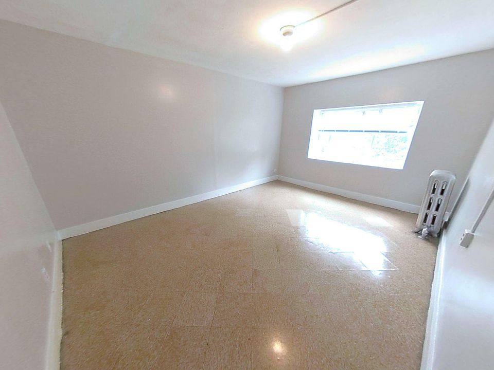 2nd image of 64 Osgood St APT 4R