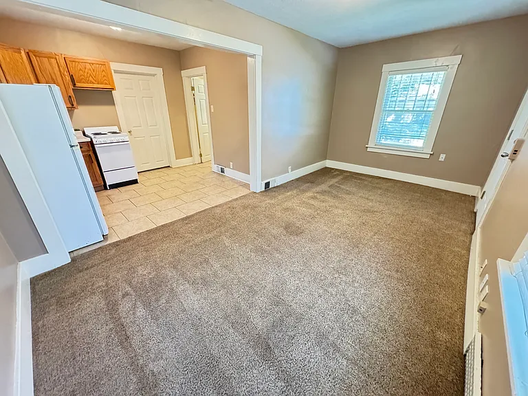 3840 W St #1 — Photo 6