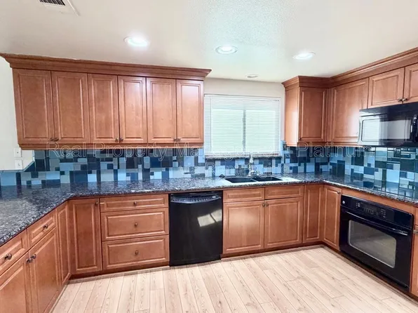 3305 E Palo Alto Ave, Fresno, CA 93710