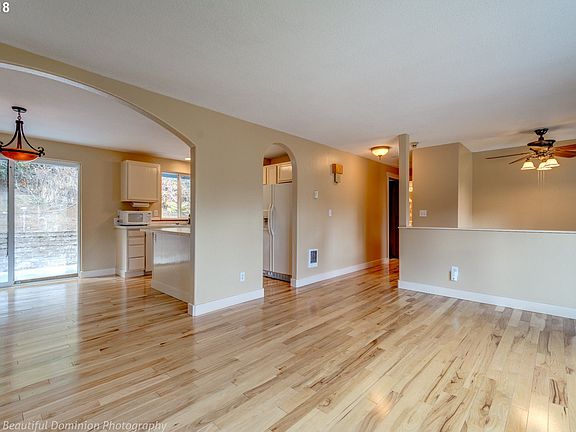 4th image of 1238 NE 45th St