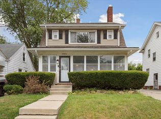 2042 Wyndhurst Rd, Toledo, OH 43607