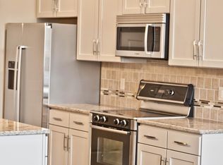 405 N Mulberry St #322, Lancaster, PA 17603